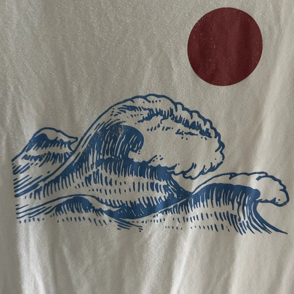 Goodfellow & Co Off White Blue Waves Tee - Picture 3 of 6
